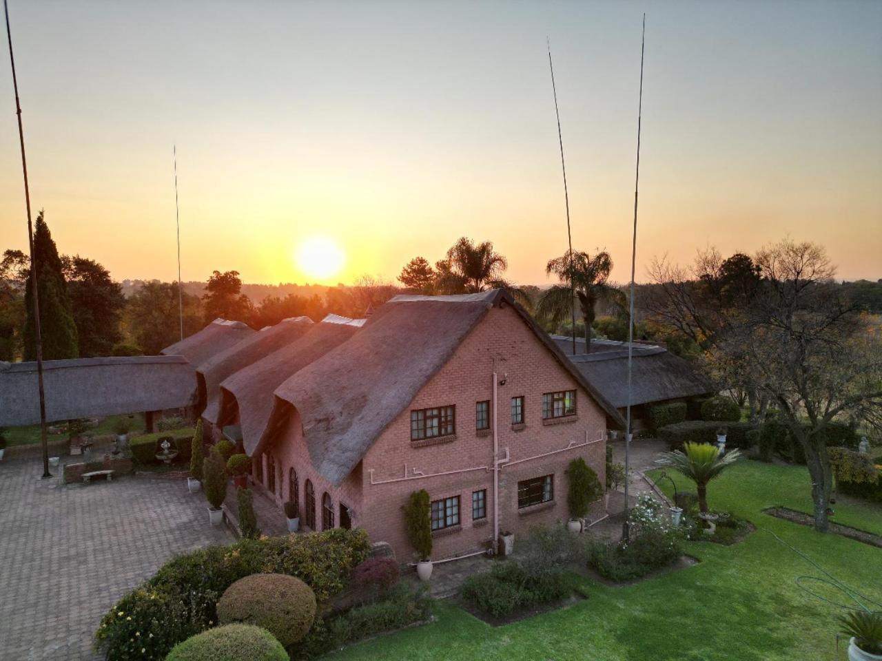 Owls Loft Guest House Midrand Exteriér fotografie